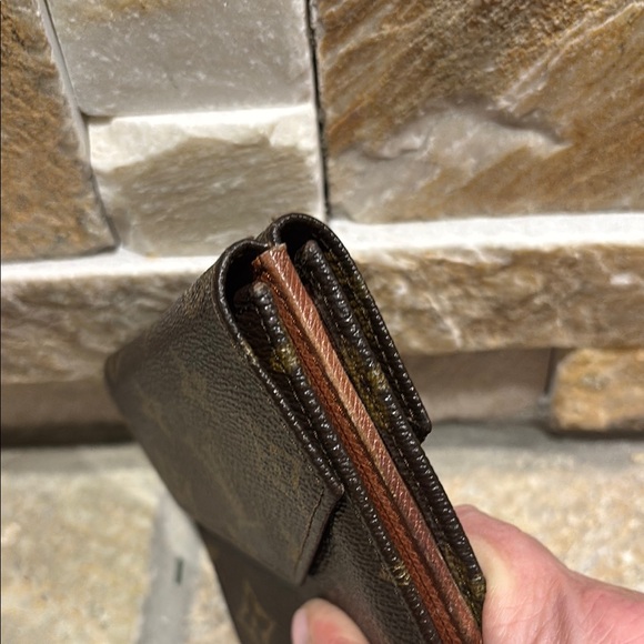 Louis Vuitton Monogram Brown Wallet (unisex) - Picture 13 of 14